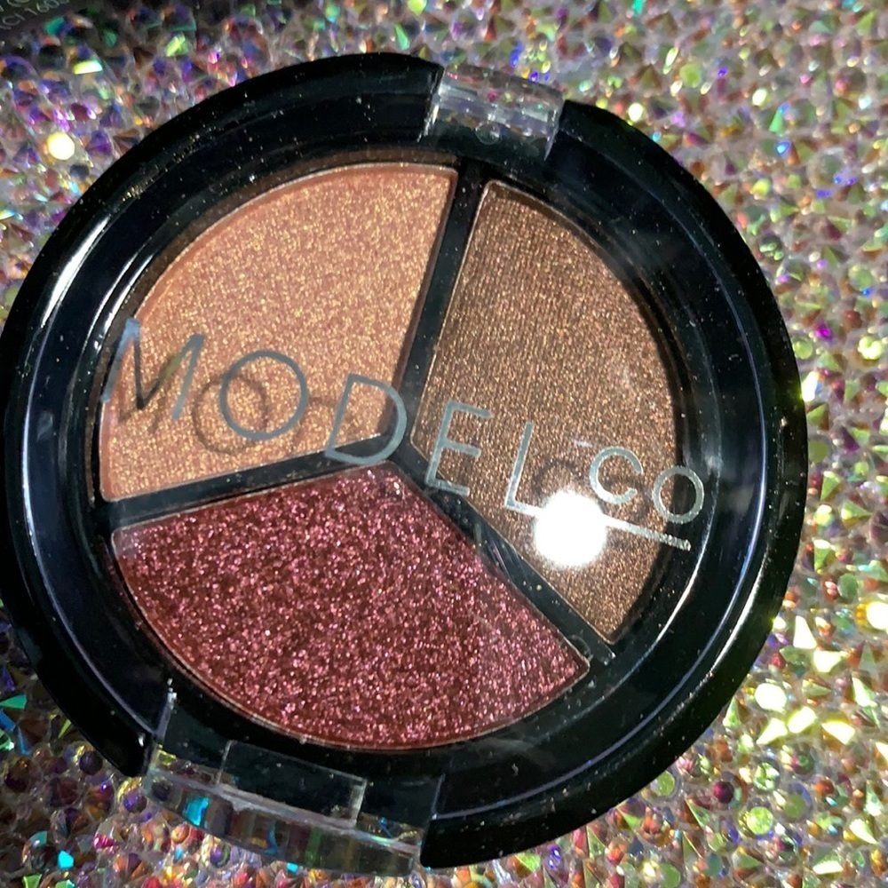 MODEL CO Mykonos eyeshadow trio